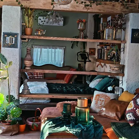 Privatunterkunft Rose For 4 Guests In Rose