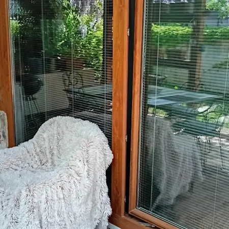 Rose For 4 Guests In Rose * Λιουμπλιάνα