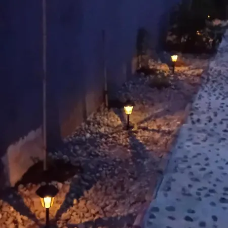 Rose For 4 Guests In Rose Δωμάτια σε οικογενειακή κατοικία