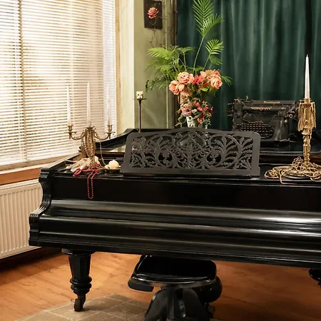 ROSE ROOM for 4 guests in green Rose resort Ljubljana * Ljubljana